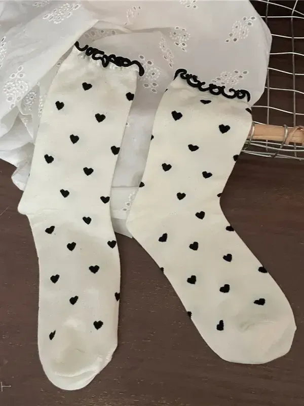 27 Heart Socks