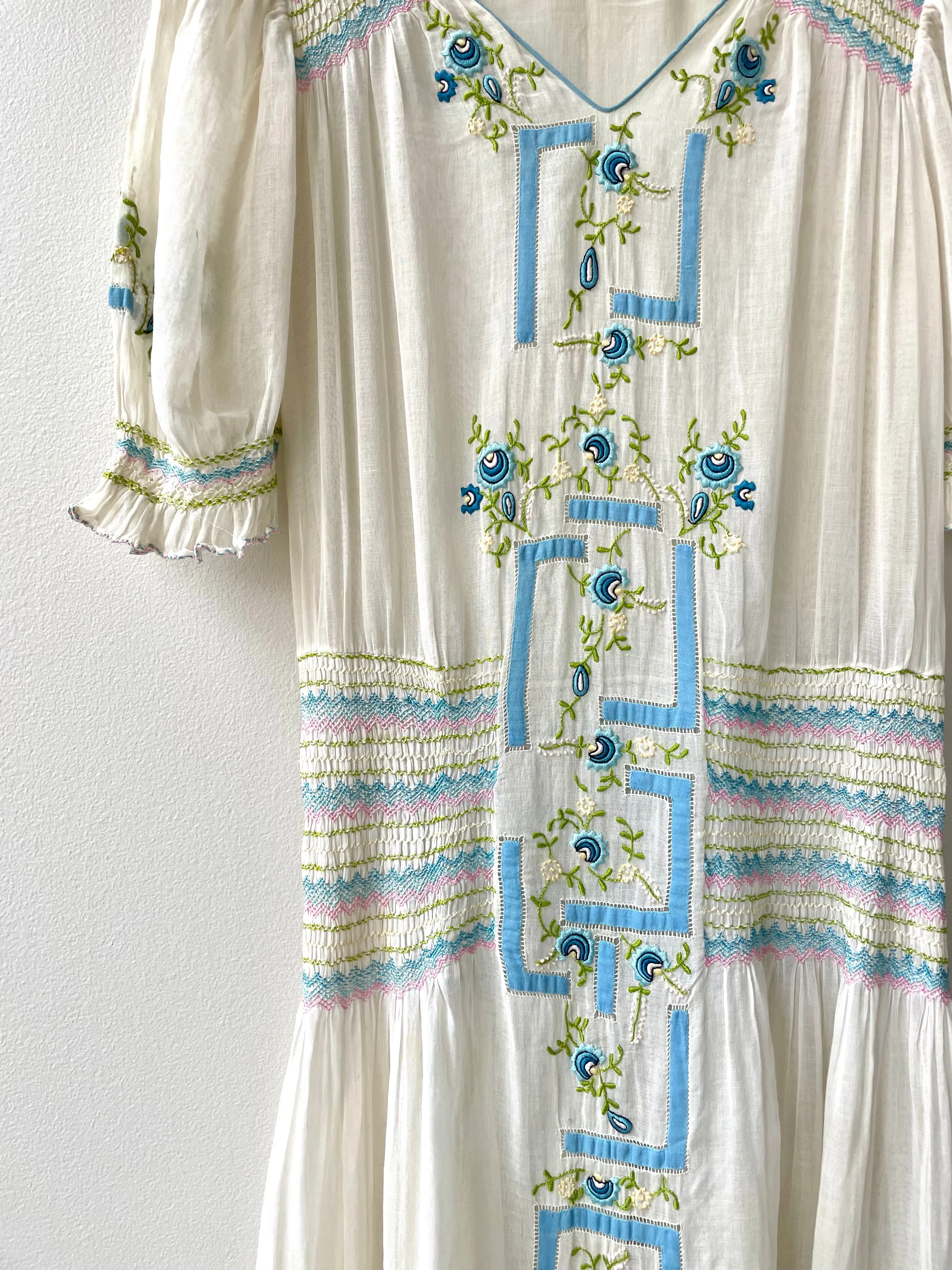 Lilijana Embroidered Dress | 1920s