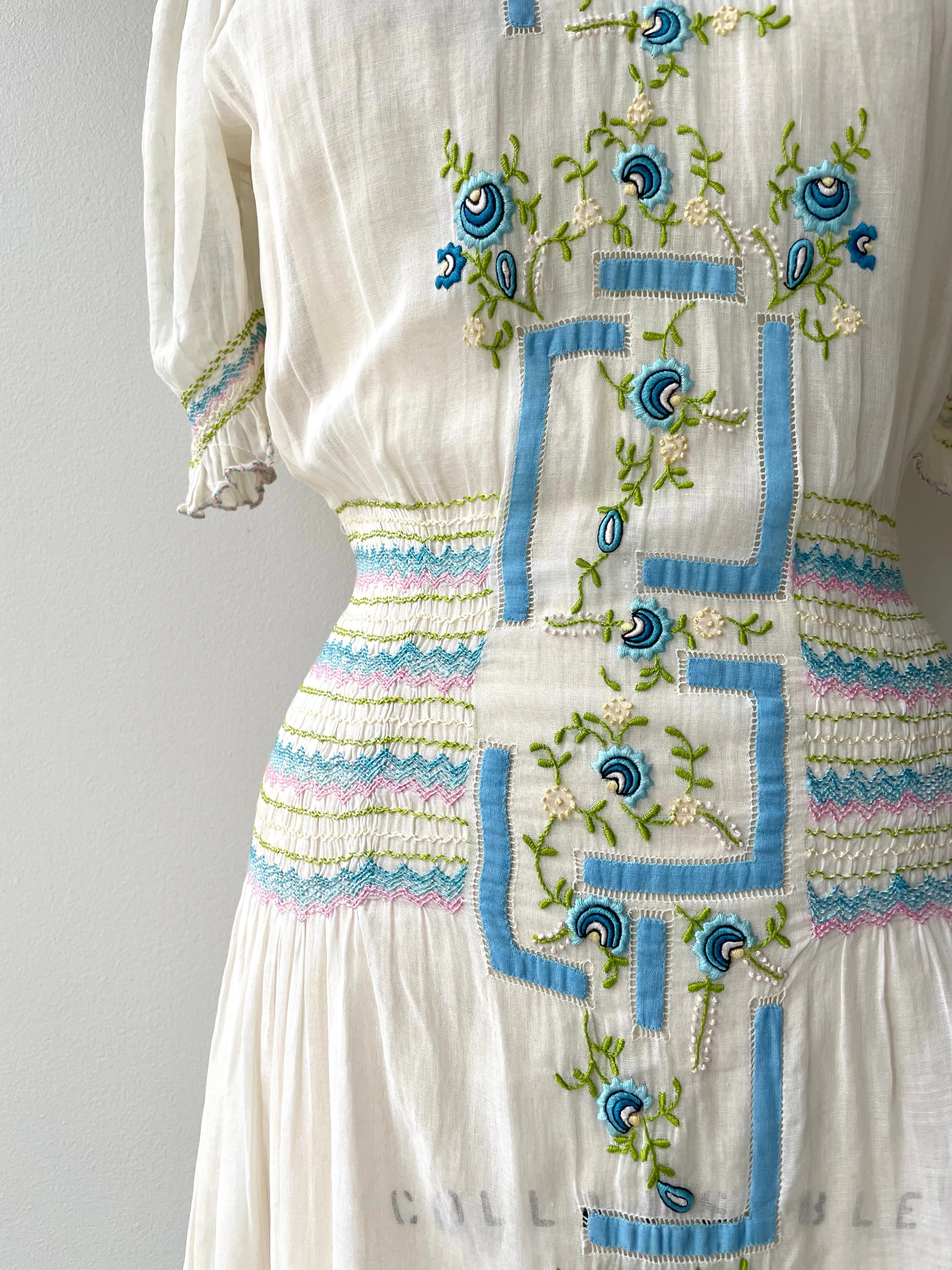 Lilijana Embroidered Dress | 1920s