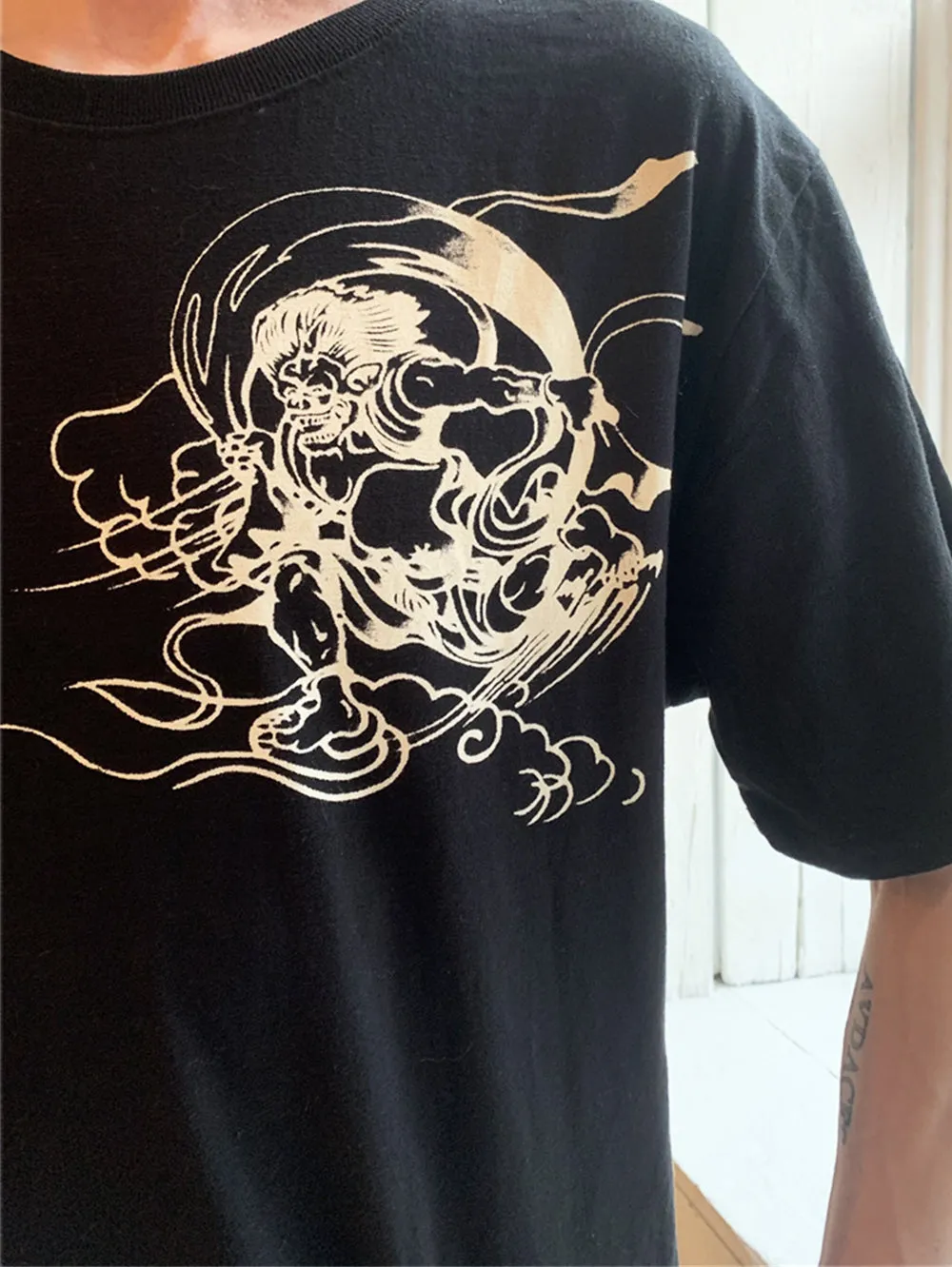 Raijin and Fujin embroidery T-Shirt (Black)