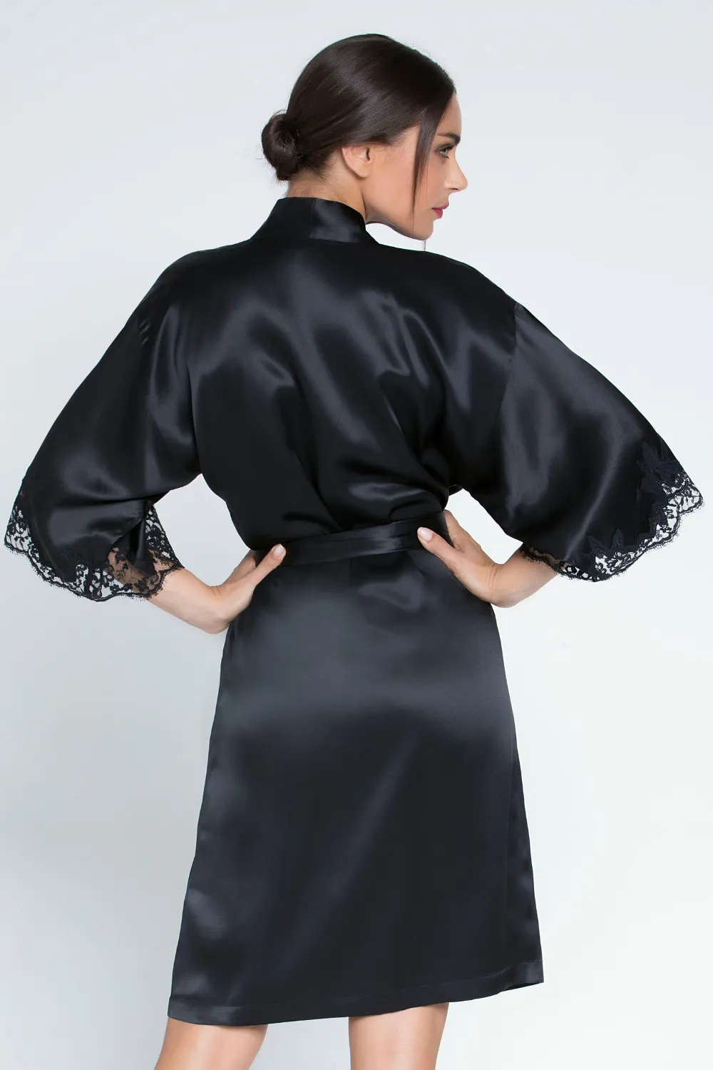 Splendeur Soie Mid Length Robe