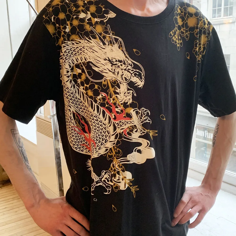 The Dragon VS Tiger embroidery T-Shirt (Black)